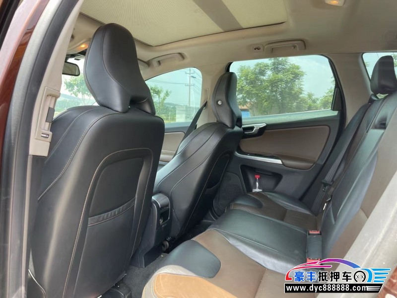 15年沃尔沃XC60轿车抵押车出售