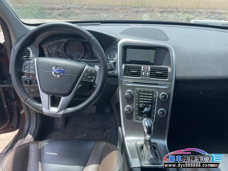 15年沃尔沃XC60轿车抵押车出售