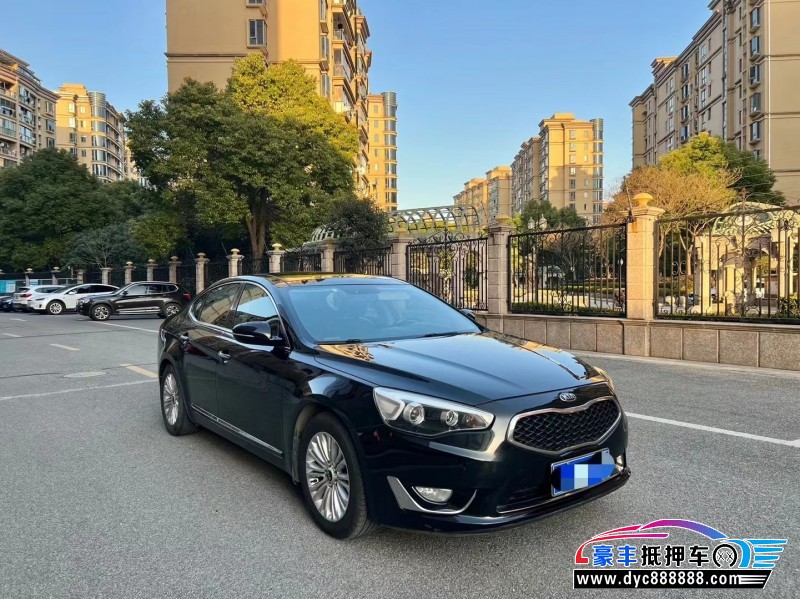 14年起亚凯尊轿车抵押车出售