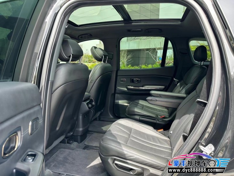 22年蔚来ES8轿车抵押车出售