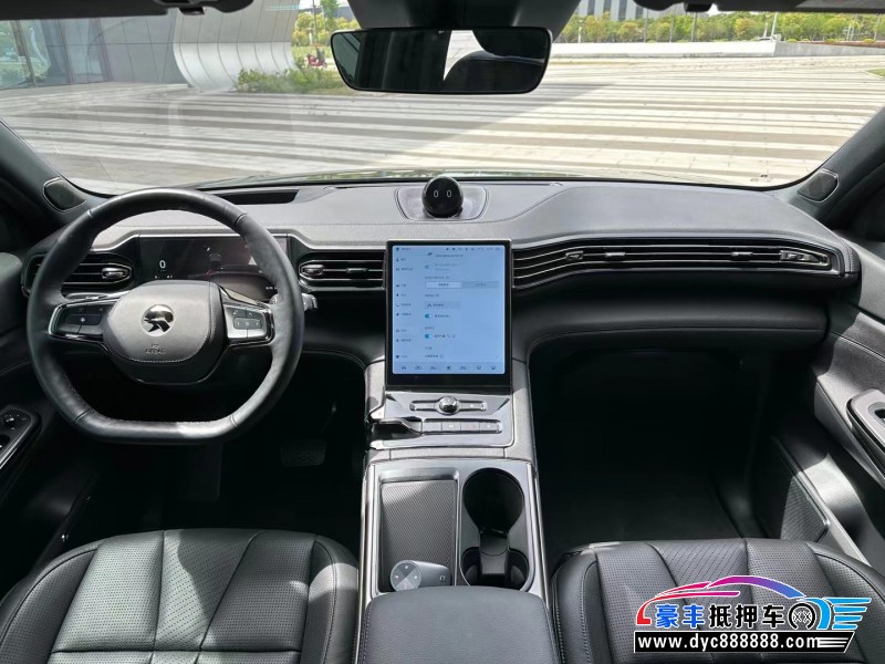 22年蔚来ES8轿车抵押车出售