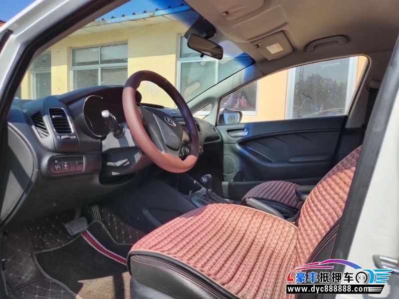 16年起亚K3S轿车抵押车出售