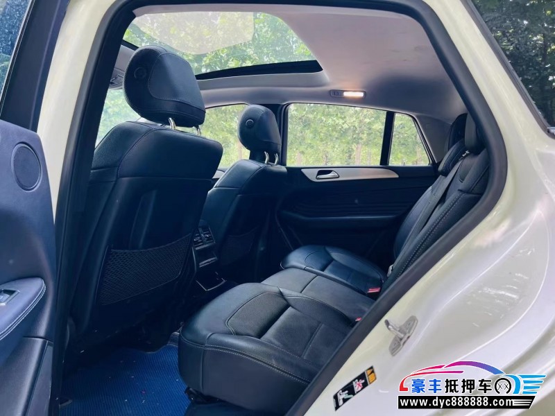 18年奔驰GLE轿车抵押车出售