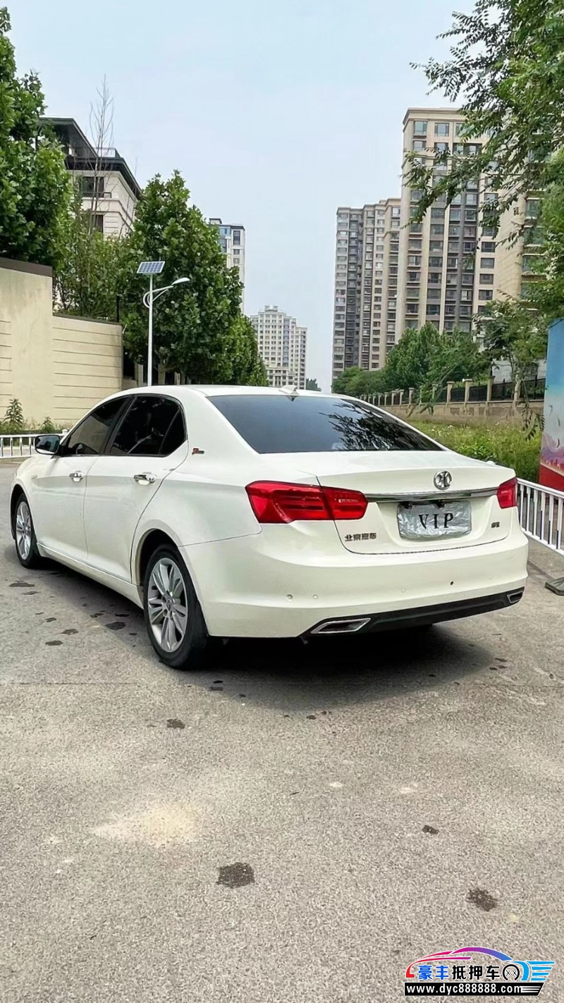 14年北汽绅宝D70轿车抵押车出售