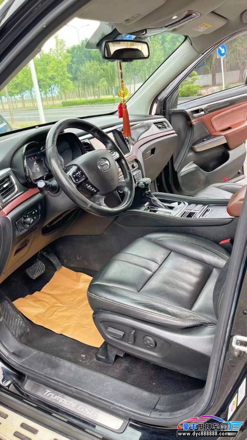 17年传祺GS8轿车抵押车出售