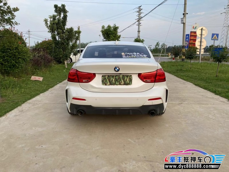 21年宝马1系轿车抵押车出售