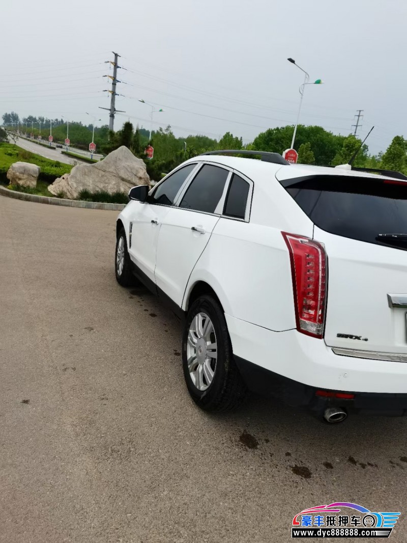 12年凯迪拉克SRX轿车抵押车出售