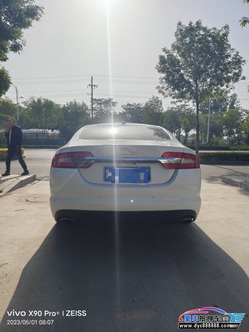 16年捷豹XF轿车抵押车出售