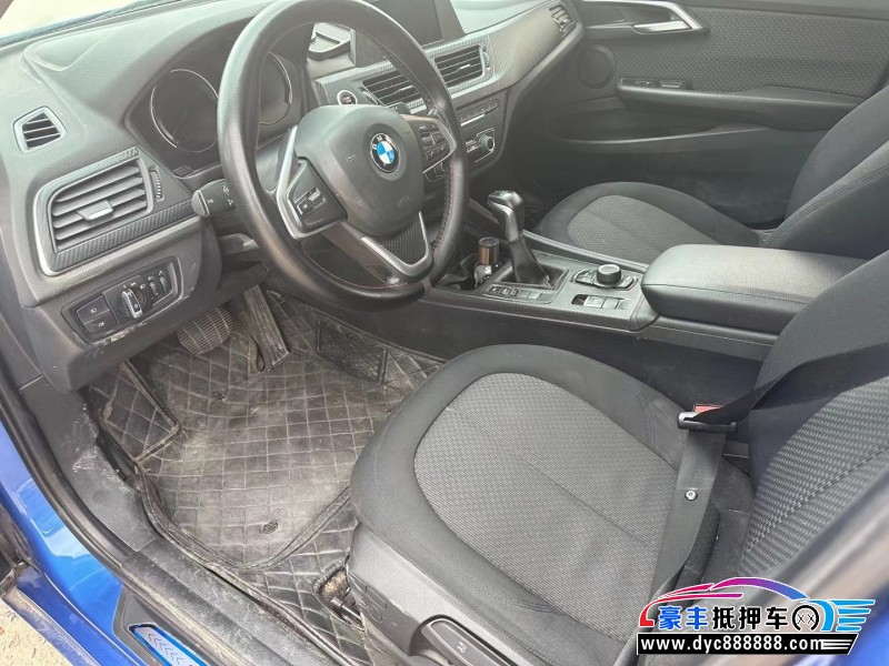 18年宝马1系轿车抵押车出售