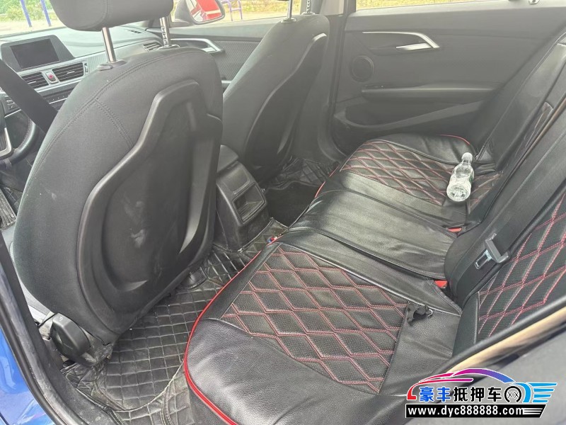 18年宝马1系轿车抵押车出售