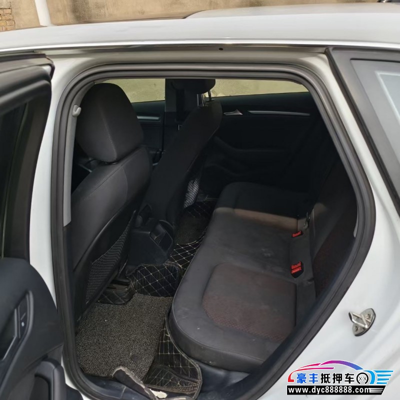 20年奥迪A3轿车抵押车出售