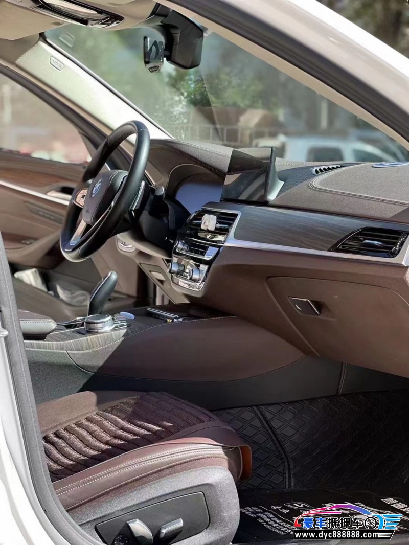 20年宝马5系轿车抵押车出售