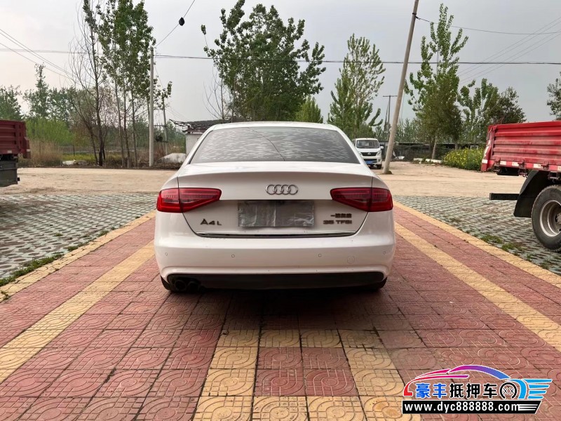 16年奥迪A4轿车抵押车出售