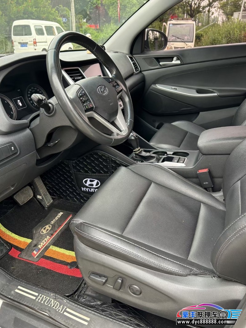 18年现代途胜SUV抵押车出售