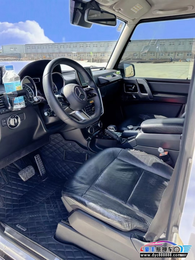 15年奔驰G级轿车抵押车出售