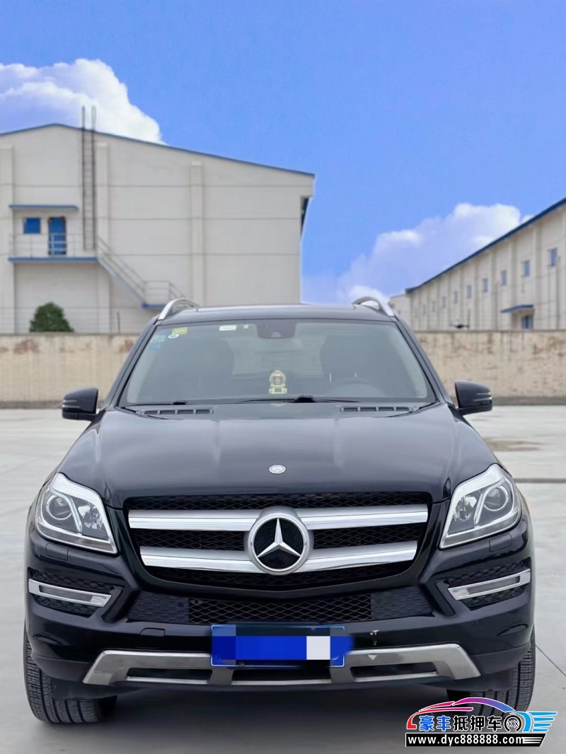 13年奔驰GL级轿车抵押车出售