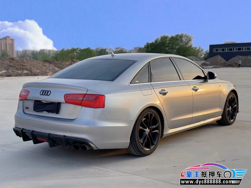 15年奥迪S6轿车抵押车出售