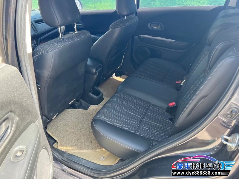 15年本田缤智轿车抵押车出售