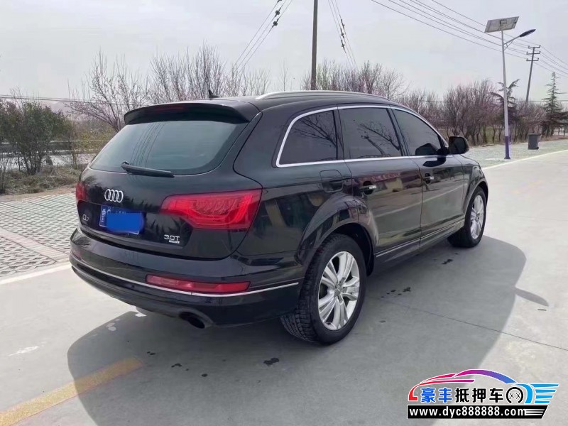 12年奥迪Q7轿车抵押车出售