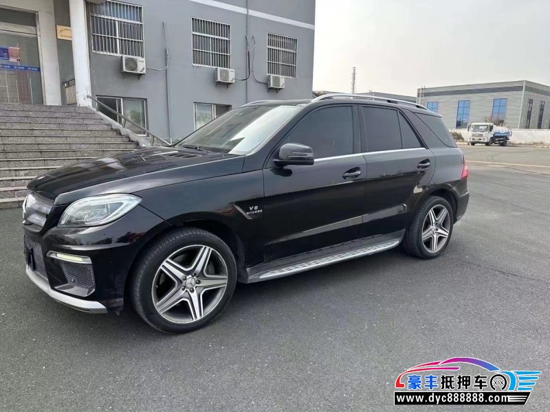 12年奔驰ML轿车抵押车出售