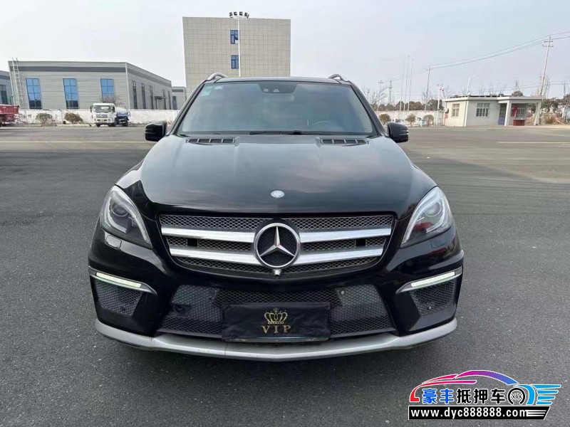 12年奔驰ML轿车抵押车出售