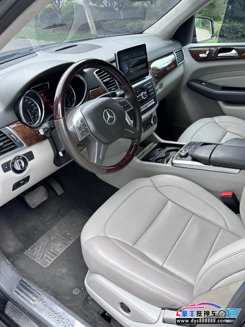 12年奔驰MLSUV抵押车出售