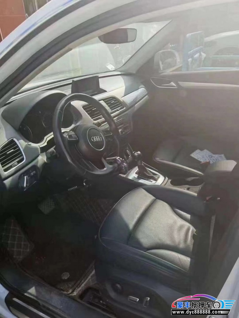 16年奥迪Q3轿车抵押车出售