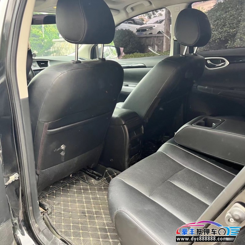 19年日产轩逸轿车抵押车出售