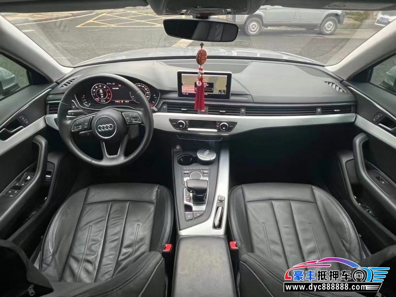 19年奥迪A4轿车抵押车出售