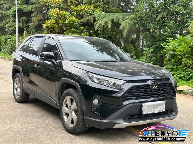 21年丰田RAV4轿车抵押车出售