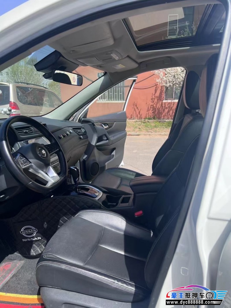 21年日产奇骏轿车抵押车出售