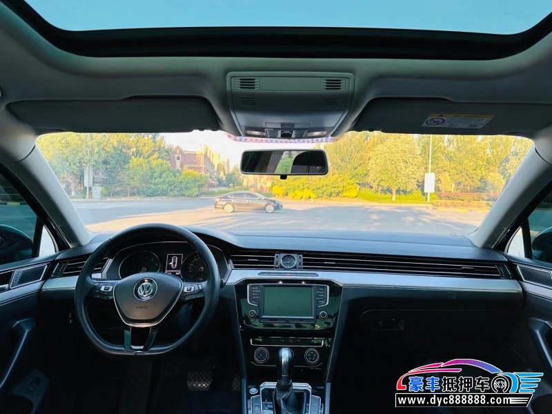 17年大众迈腾轿车抵押车出售