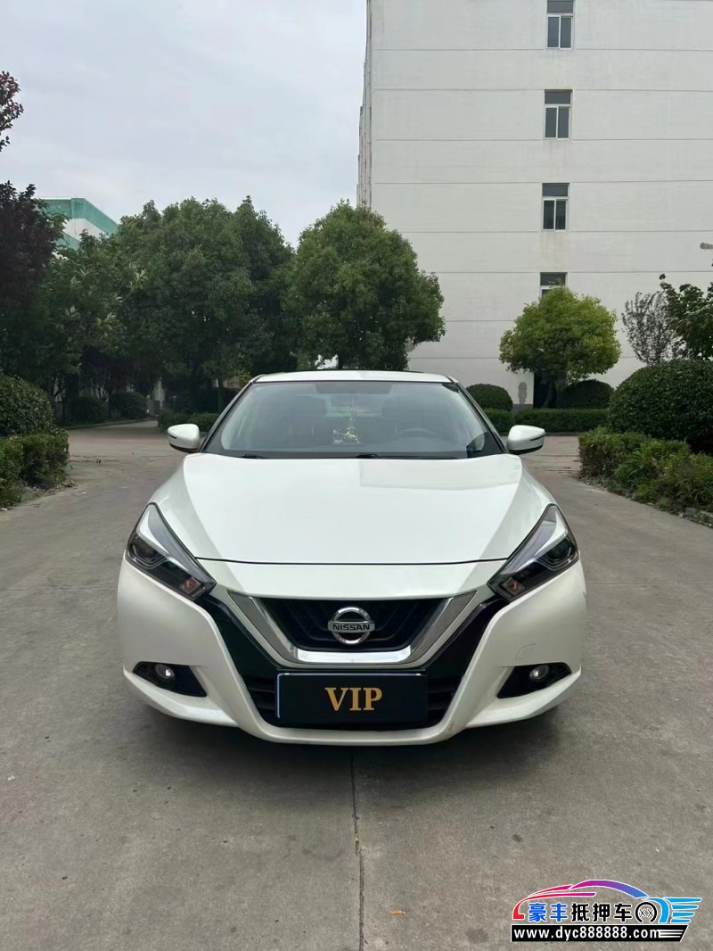 17年日产蓝鸟轿车抵押车出售