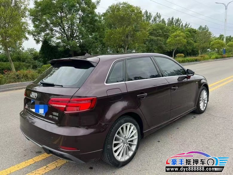 18年奥迪A3轿车抵押车出售