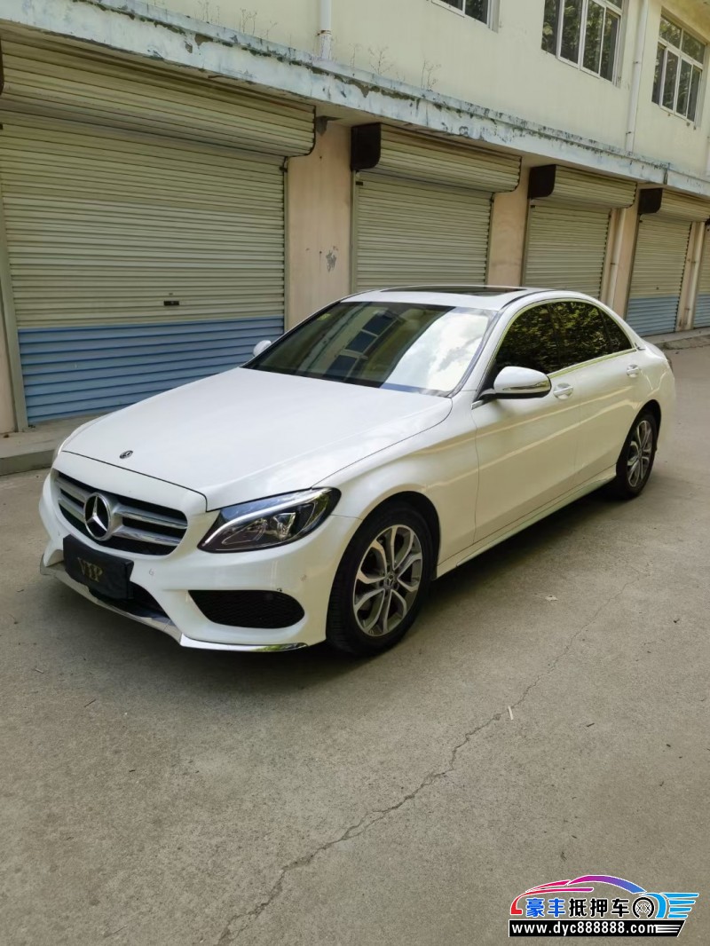 17年奔驰C级轿车抵押车出售