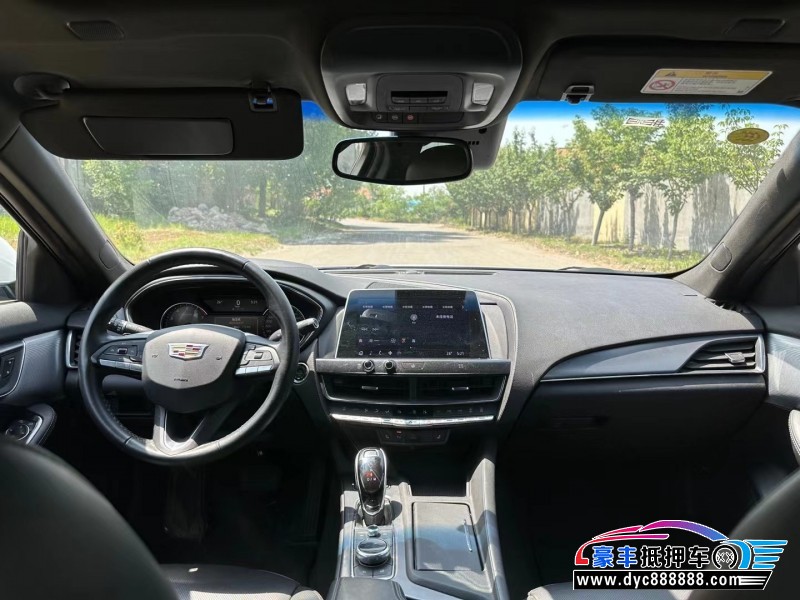 21年凯迪拉克CT5轿车抵押车出售