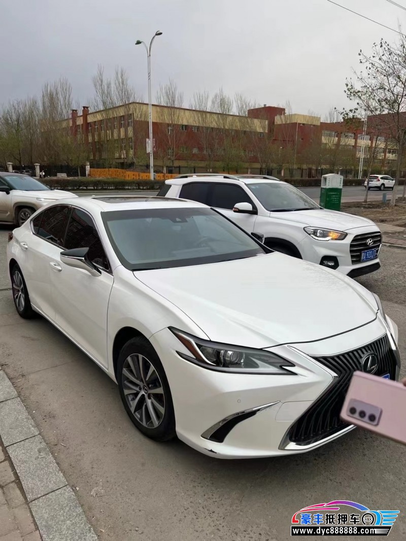 20年雷克萨斯ES轿车抵押车出售