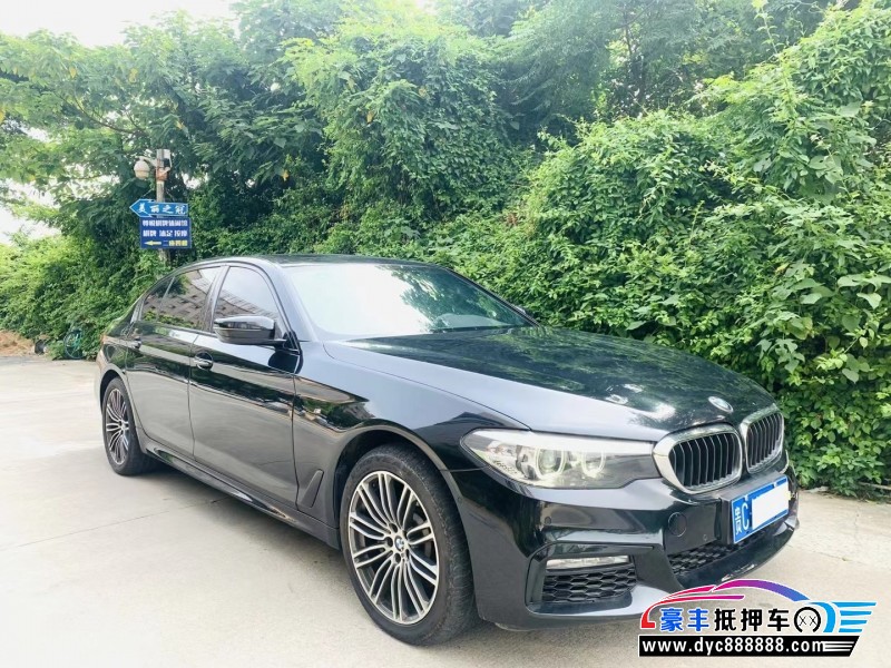 17年宝马7系轿车抵押车出售