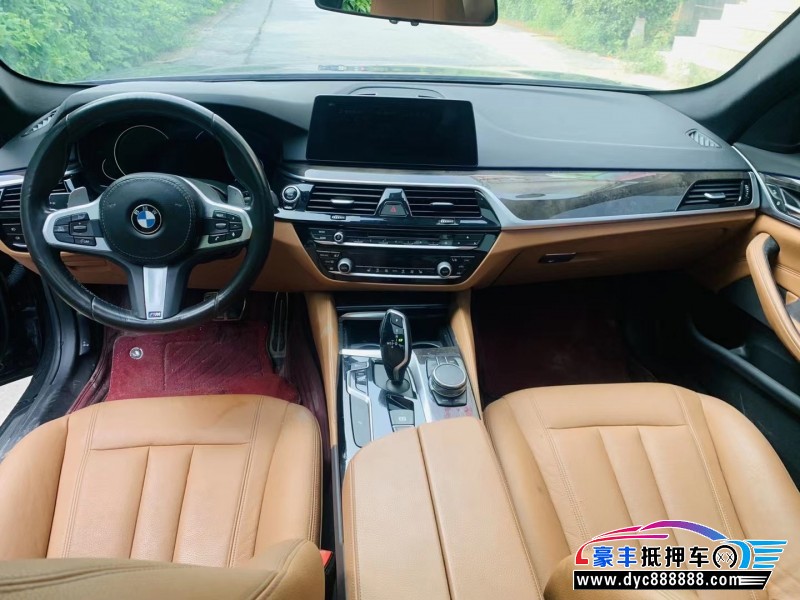 17年宝马7系轿车抵押车出售