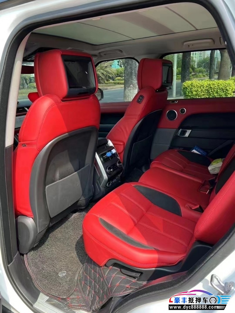 21年路虎揽胜运动轿车抵押车出售