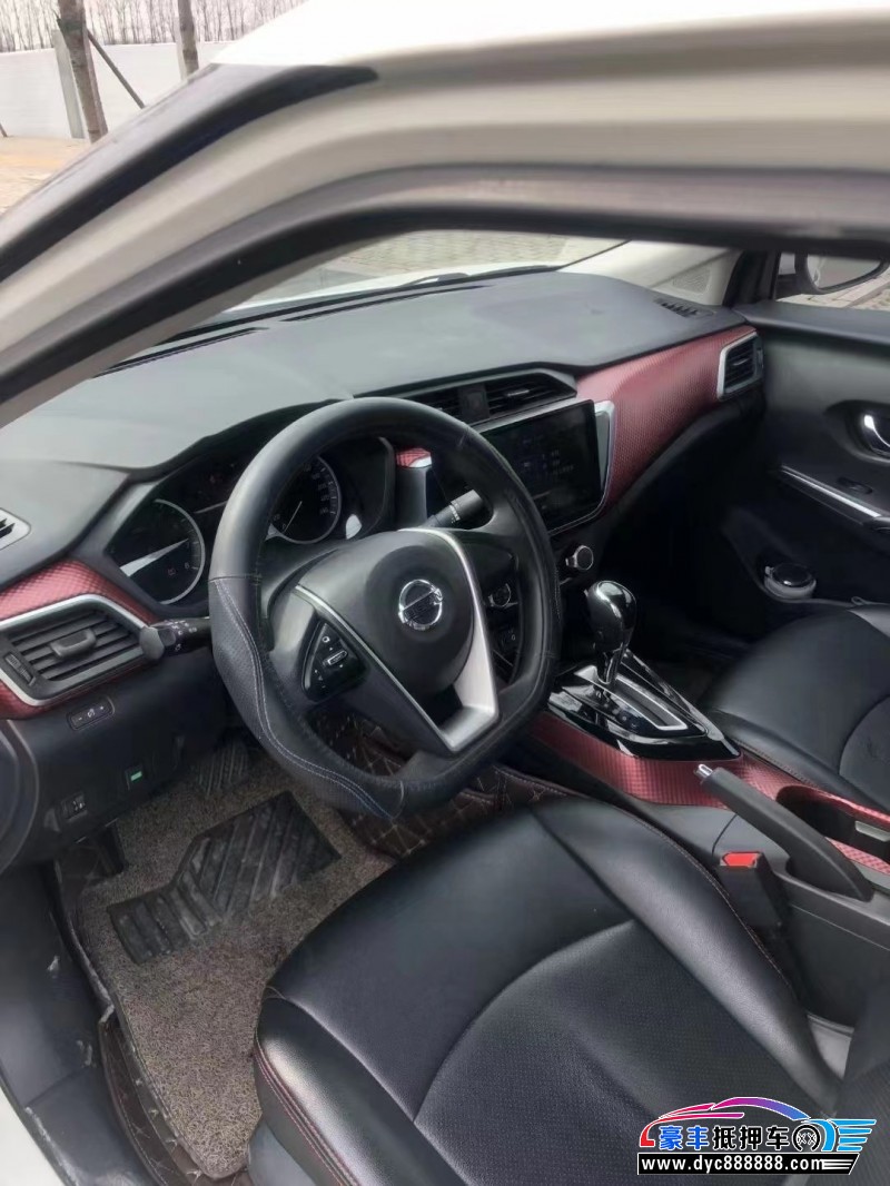 20年日产LANNIA 蓝鸟轿车抵押车出售