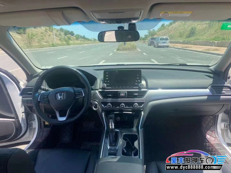 21年本田雅阁轿车抵押车出售