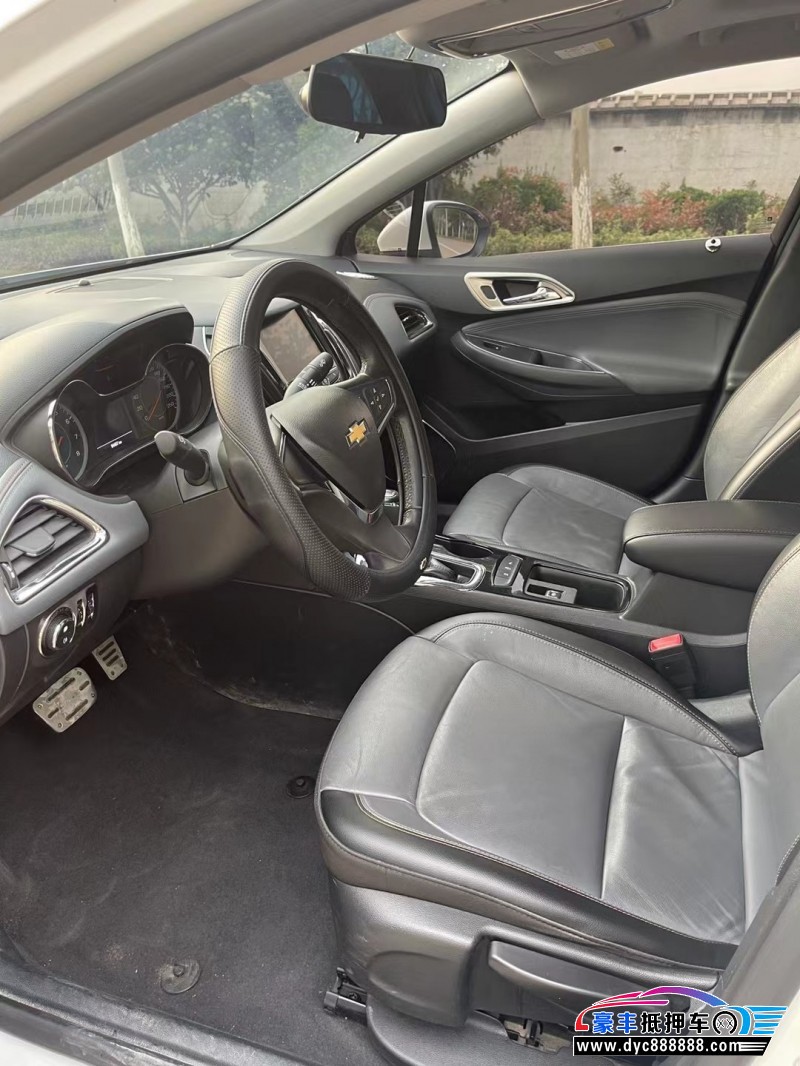 18年雪佛兰科鲁兹轿车抵押车出售