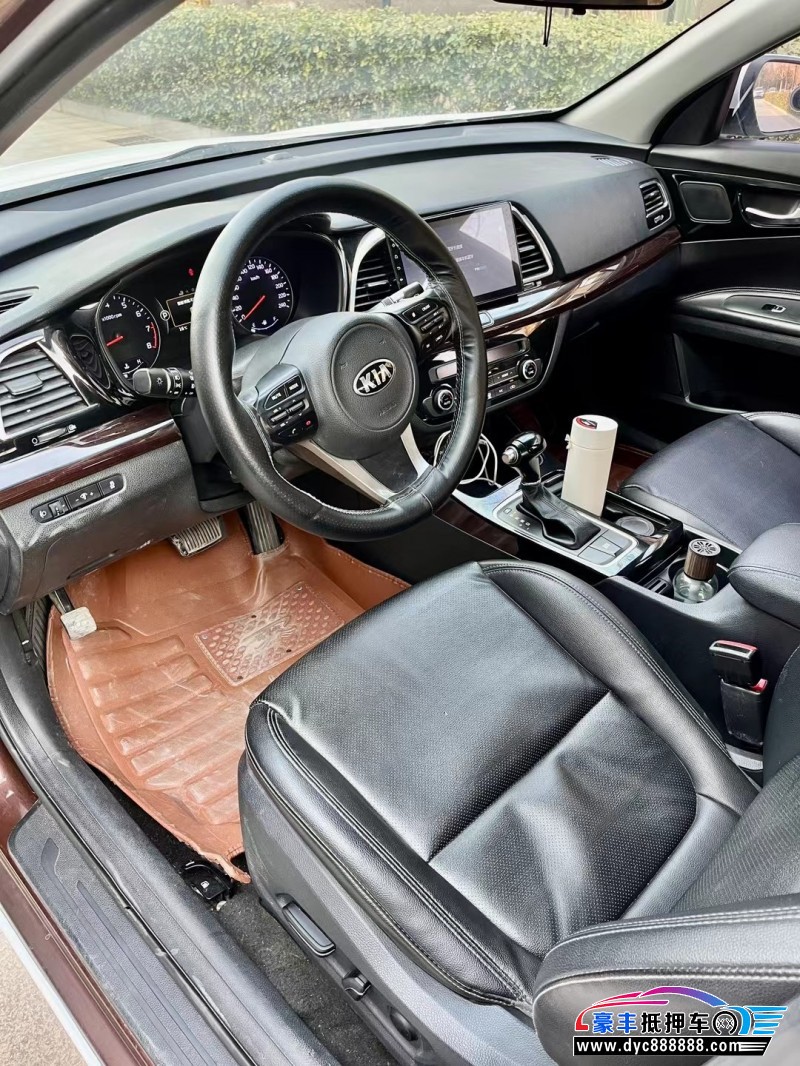 15年起亚K4轿车抵押车出售