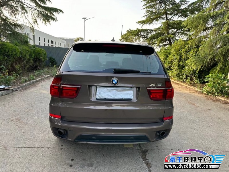 13年宝马X5轿车抵押车出售