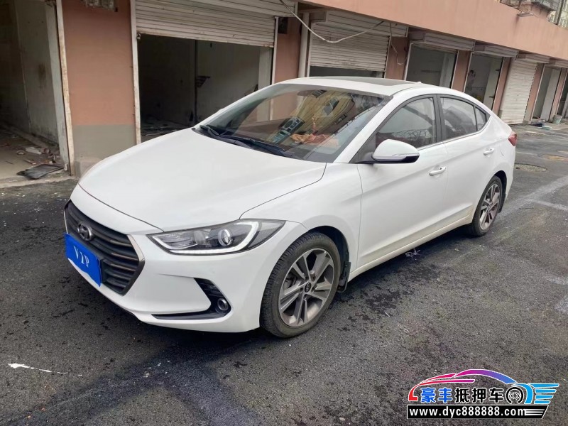 17年现代领动轿车抵押车出售