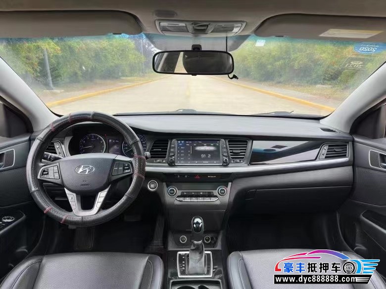 17年现代名图轿车抵押车出售