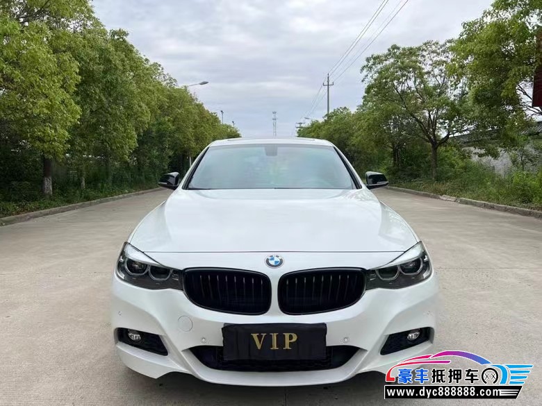 20年宝马3系轿车抵押车出售
