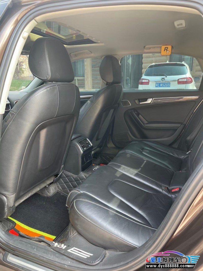 14年奥迪A4轿车抵押车出售