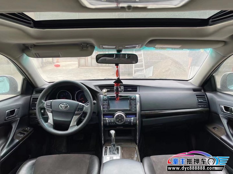 17年丰田锐志轿车抵押车出售